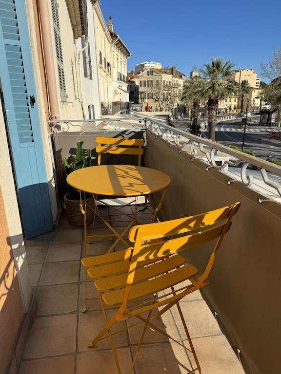 סן-מקסים Maison De Village Renovee Avec Vue Mer Exceptionnelle מראה חיצוני תמונה