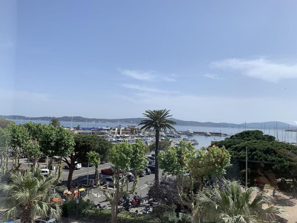 סן-מקסים Maison De Village Renovee Avec Vue Mer Exceptionnelle מראה חיצוני תמונה
